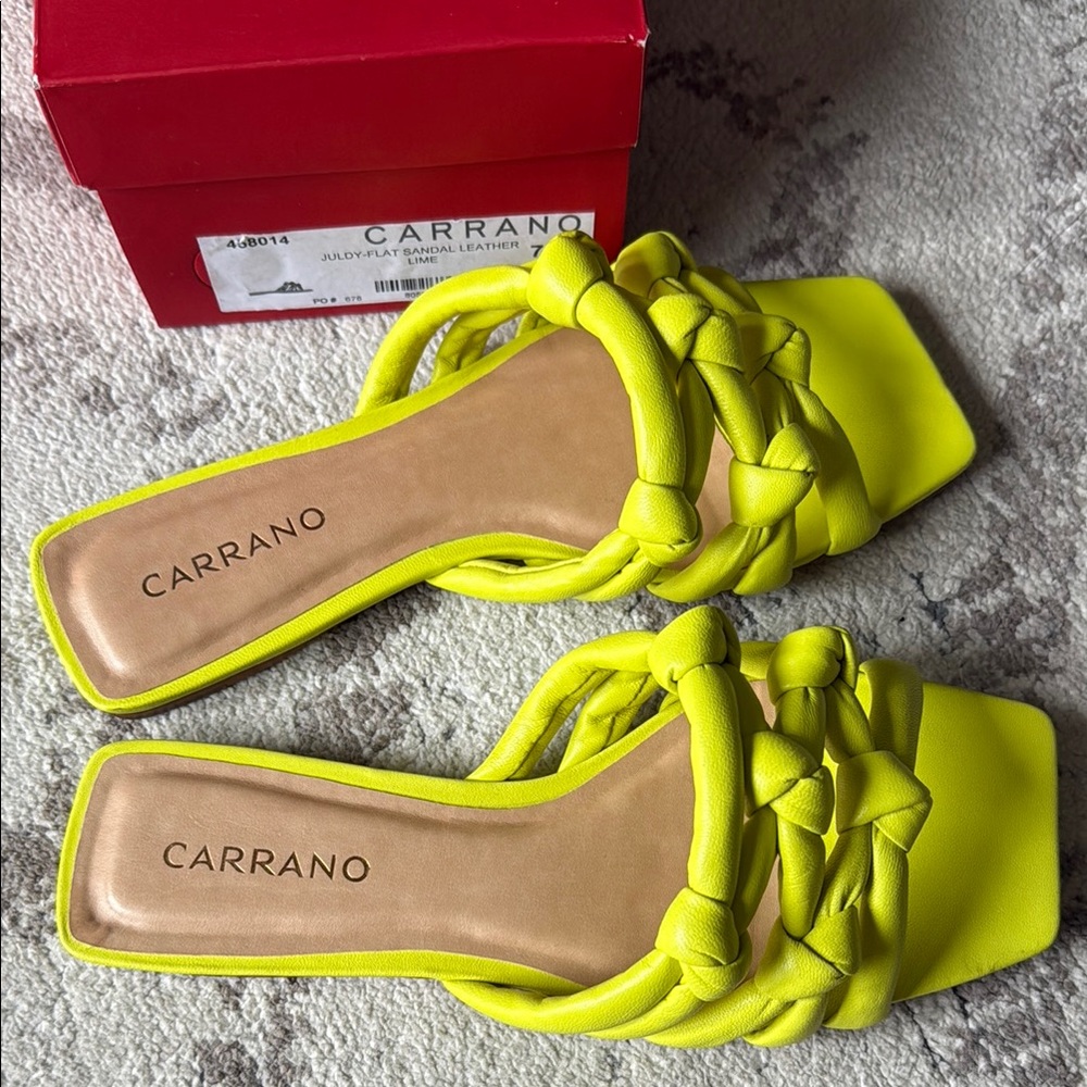 Carrano Leather Flat Sandal